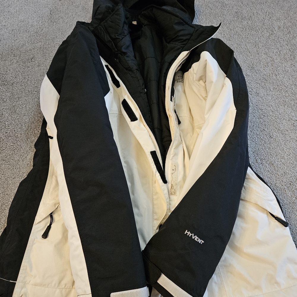 Northface Coat - Picture 3 of 4